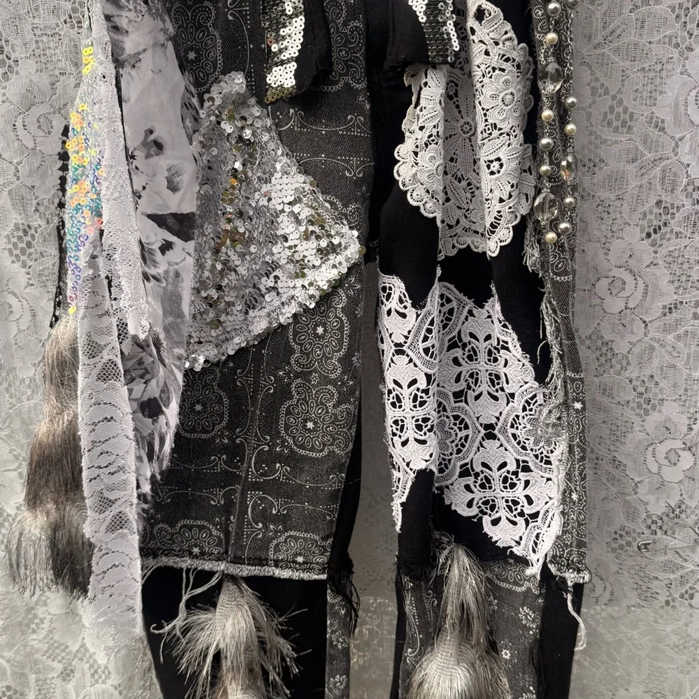 Go - Picture 4 of 12